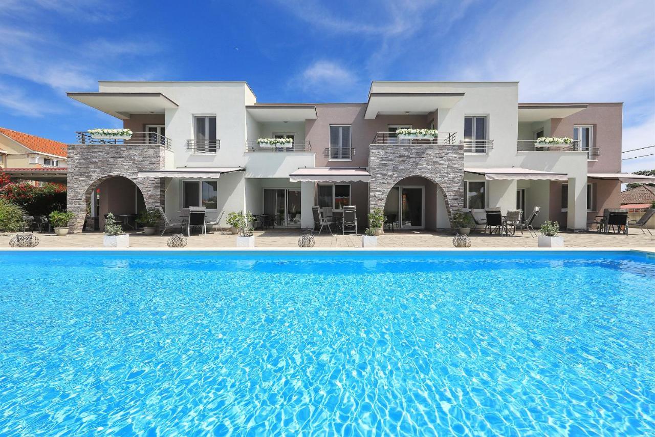 Apartments Punta Privlaka  Ngoại thất bức ảnh
