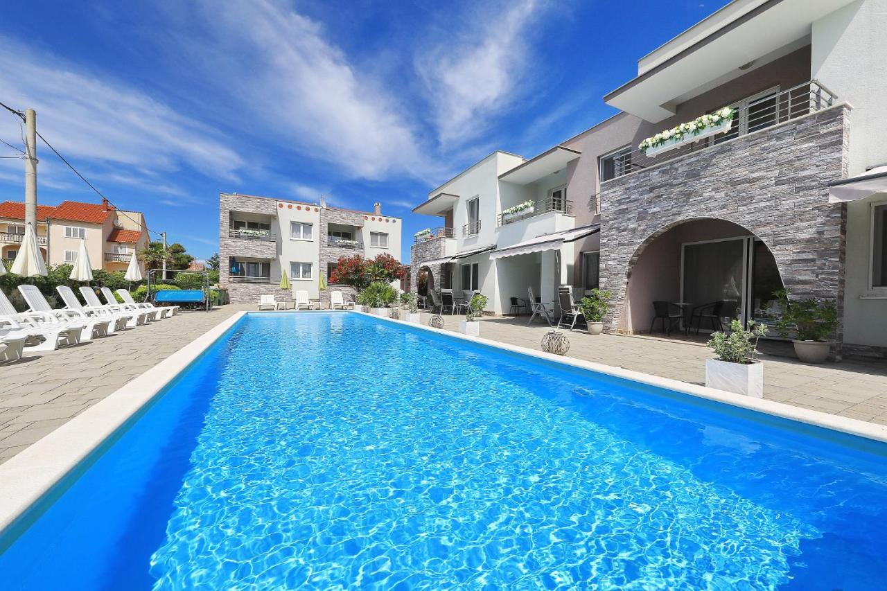 Apartments Punta Privlaka  Ngoại thất bức ảnh