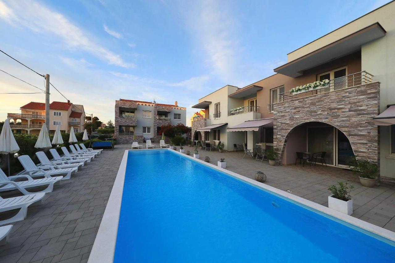 Apartments Punta Privlaka  Ngoại thất bức ảnh