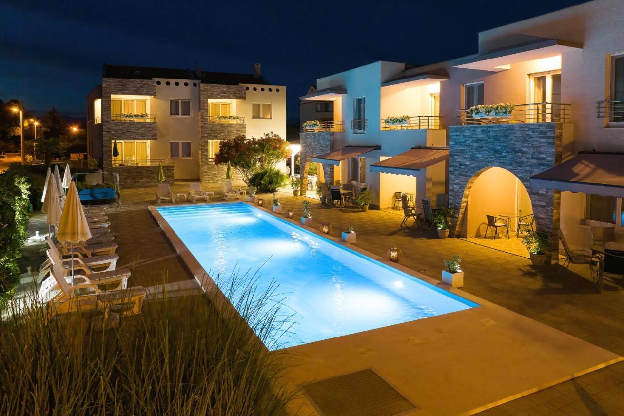 Apartments Punta Privlaka  Ngoại thất bức ảnh