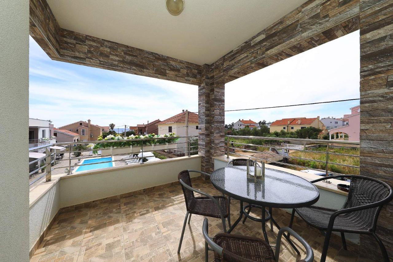 Apartments Punta Privlaka  Ngoại thất bức ảnh