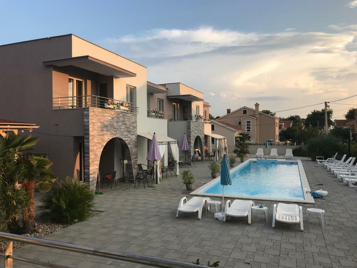 Apartments Punta Privlaka  Ngoại thất bức ảnh